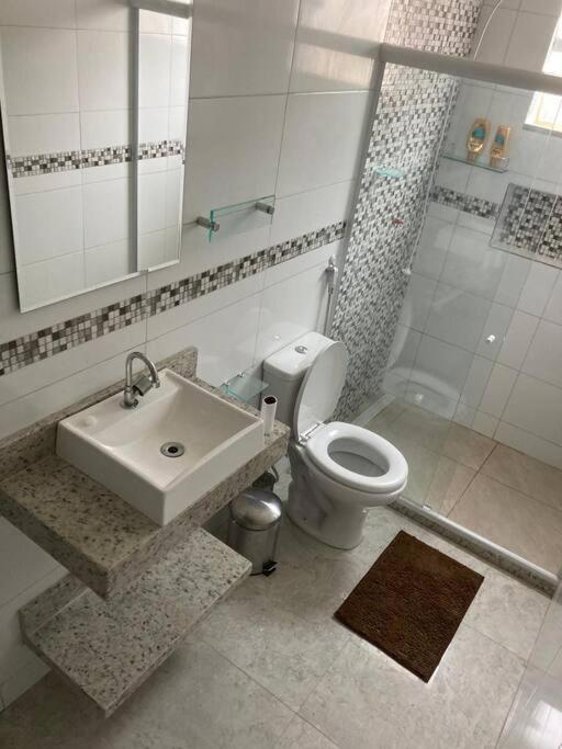 Casa Com Piscina, Grande E Espacosa No Condominio Dos Passaros Cabo Frio Exteriör bild