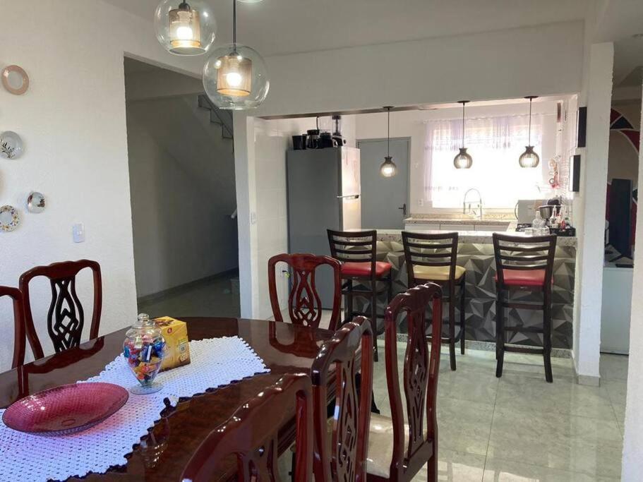 Casa Com Piscina, Grande E Espacosa No Condominio Dos Passaros Cabo Frio Exteriör bild